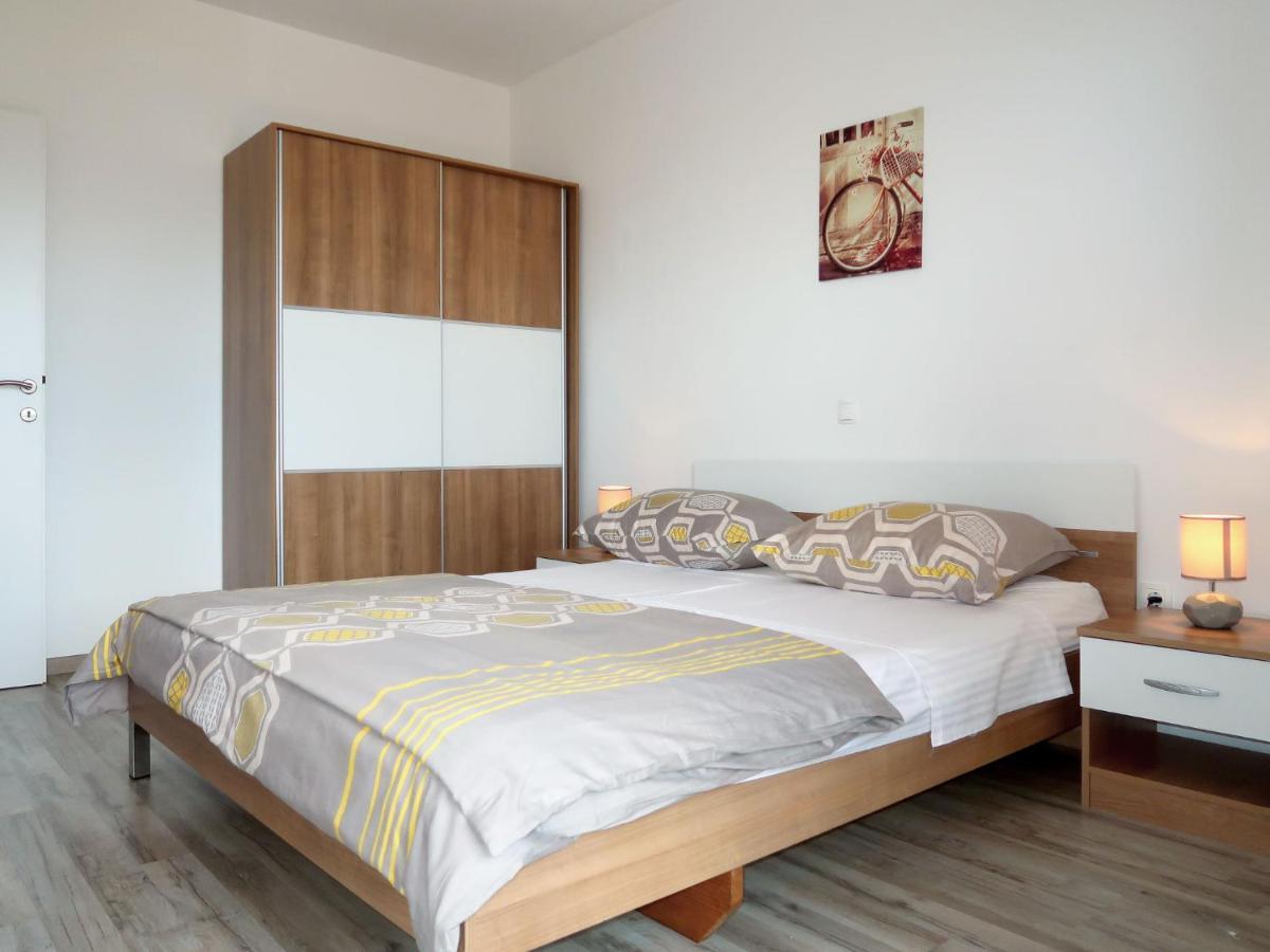 Apartment Rosic - Krk217 By Interhome Kornić Esterno foto
