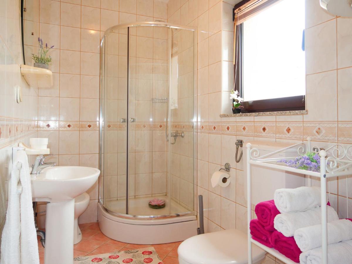 Apartment Rosic - Krk217 By Interhome Kornić Esterno foto