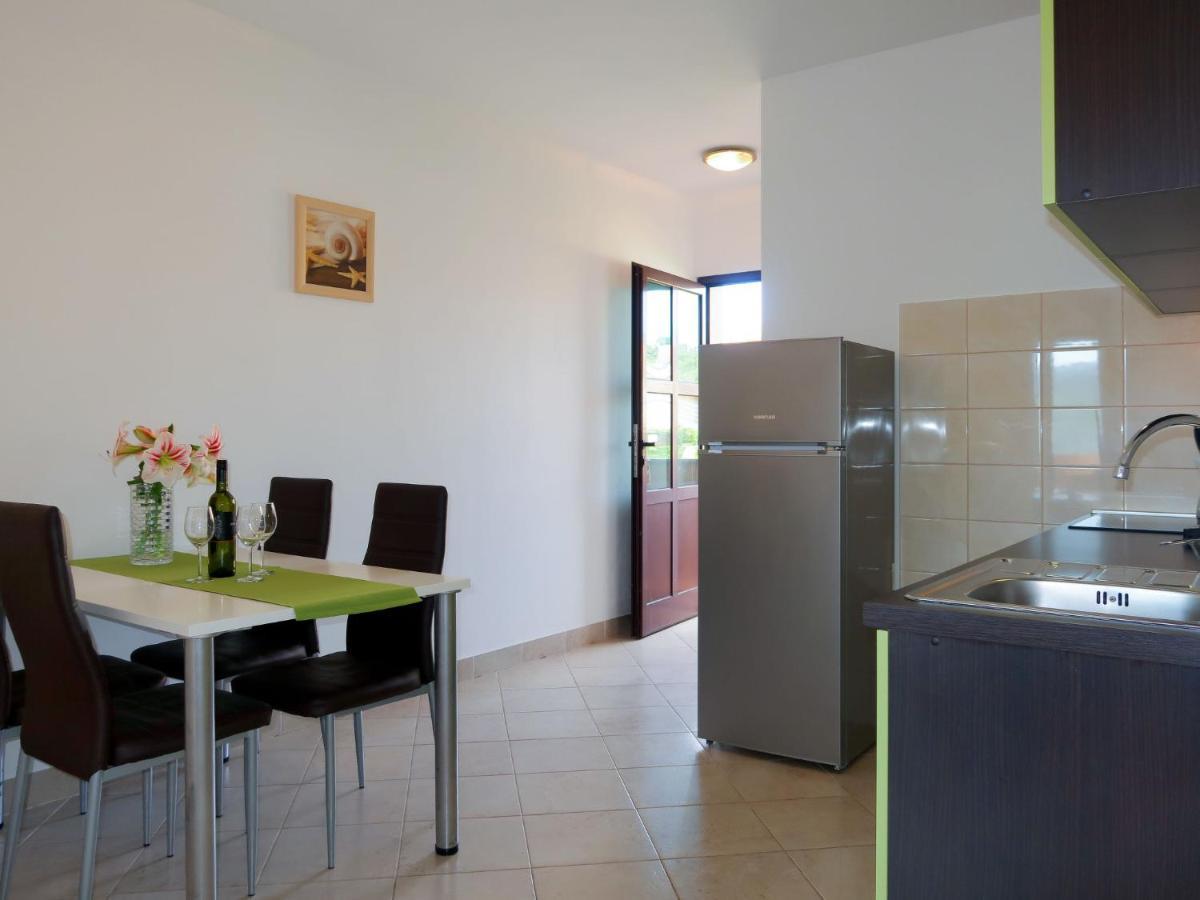 Apartment Rosic - Krk217 By Interhome Kornić Esterno foto